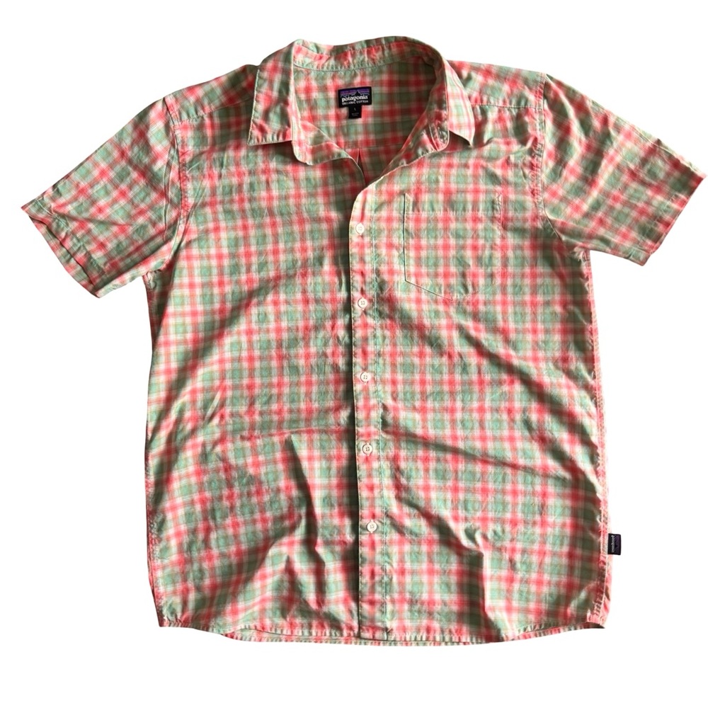 Patagonia Men’s Organic Cotton Plaid Short Sleeve Button-Up Shirt – Size L